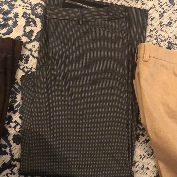 3 pairs of Express pants - Picture 2 of 3